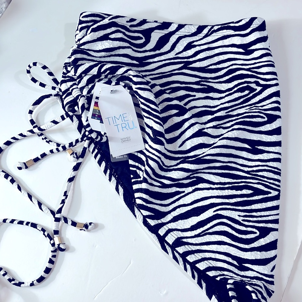Time and Tru Zebra Print Swim Bottoms - Black and White 2X NWT plus size - Picture 4 of 8